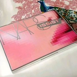 NARS Wanted l Blush Palette